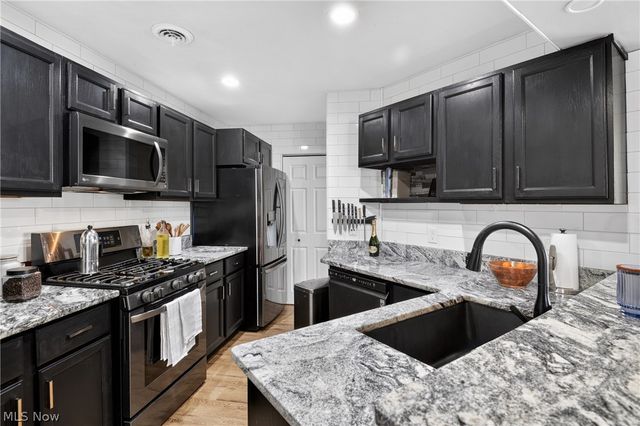 4068 Saint Andrews Court 1, Canfield, OH 44406