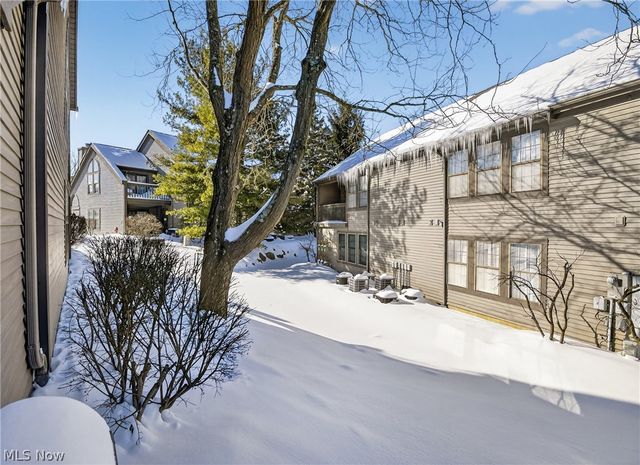 4068 Saint Andrews Court 1, Canfield, OH 44406