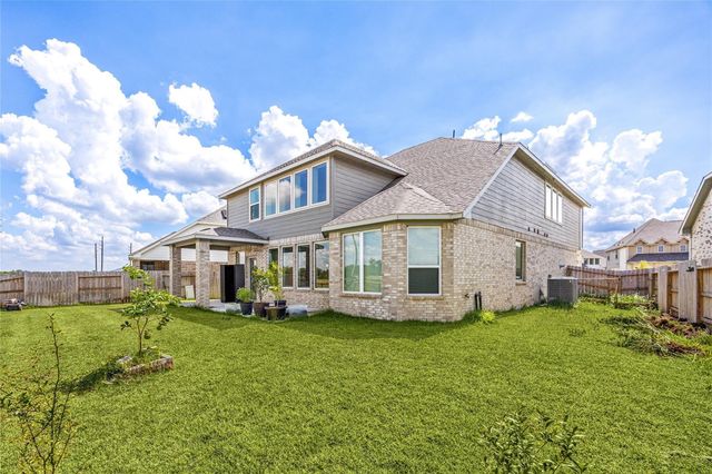 5814 Wayne Way, Rosenberg, TX 77471