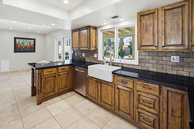 8537 E San Lucas Drive, Scottsdale, AZ 85258