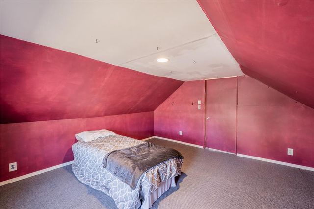 121 W Oak Street, Stanley, WI 54768