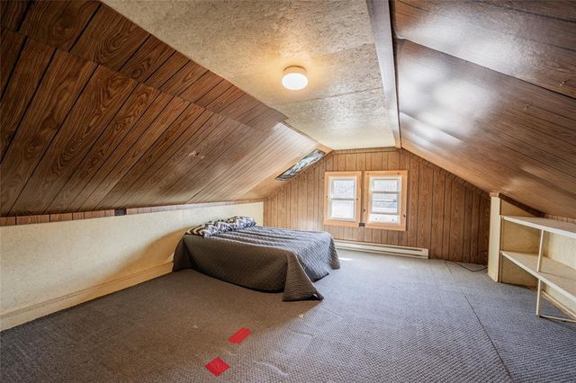 121 W Oak Street, Stanley, WI 54768