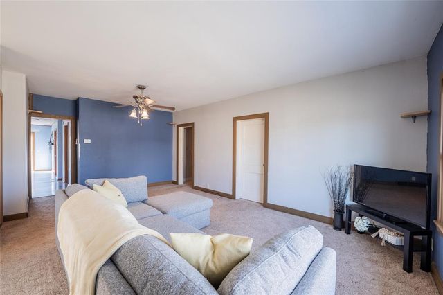 121 W Oak Street, Stanley, WI 54768