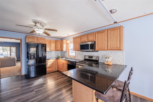 121 W Oak Street, Stanley, WI 54768