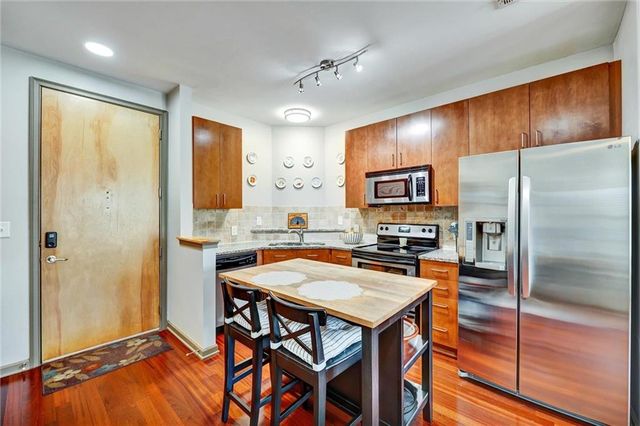 898 Oak Street Street 3318, Atlanta, GA 30324