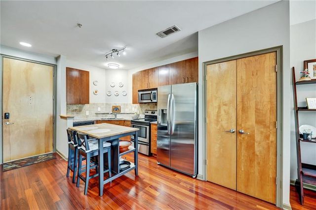 898 Oak Street Street 3318, Atlanta, GA 30324