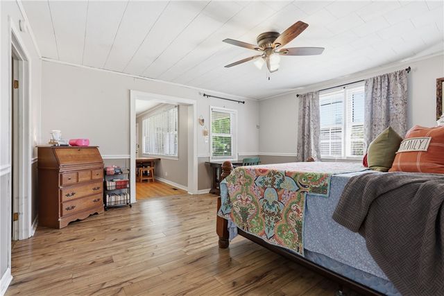 520 S Spring Street, Walhalla, SC 29691