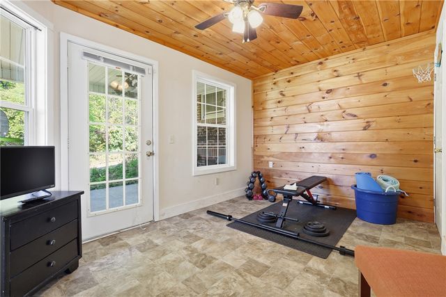 520 S Spring Street, Walhalla, SC 29691