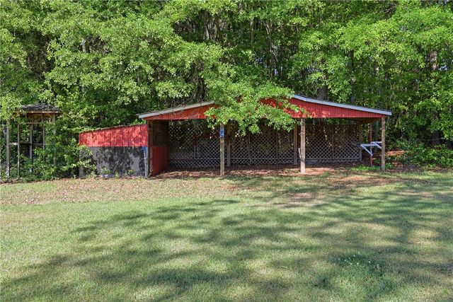 520 S Spring Street, Walhalla, SC 29691