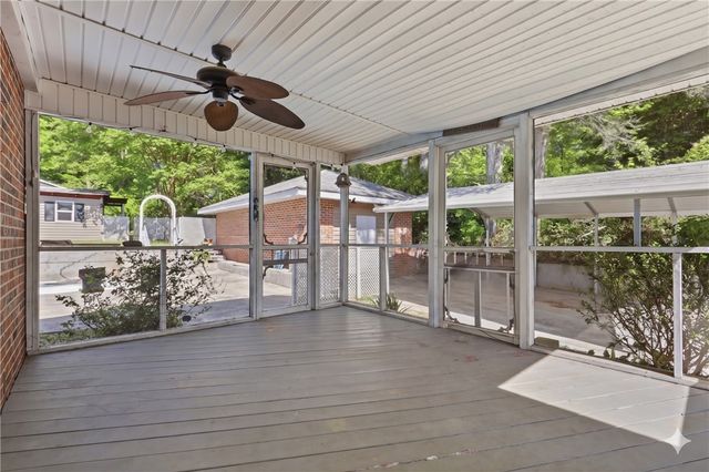520 S Spring Street, Walhalla, SC 29691