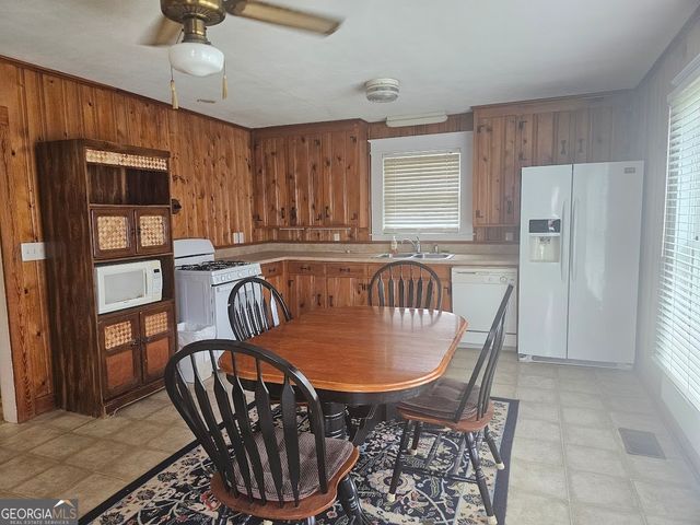 2001 First Ave, Rockmart, GA 30153