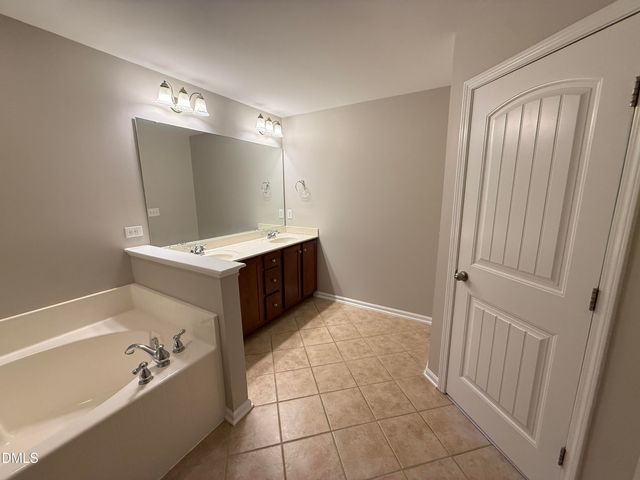 514 Dragby Lane, Raleigh, NC 27603