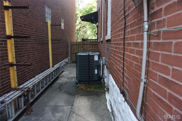 2223 Alberta Street, St Louis, MO 63118