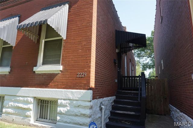 2223 Alberta Street, St Louis, MO 63118
