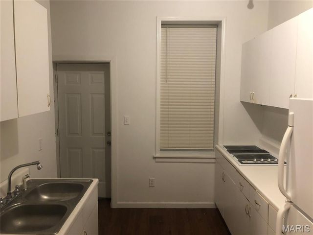 2223 Alberta Street, St Louis, MO 63118