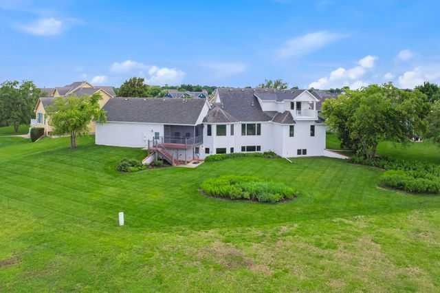 6918 E Summerside Ct, Bel Aire, KS 67226