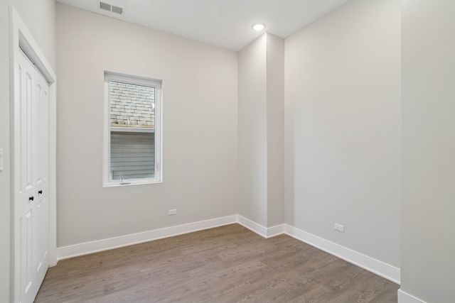 4839 W Huron Street 1, Chicago, IL 60644