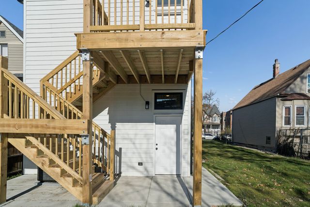 4839 W Huron Street 1, Chicago, IL 60644