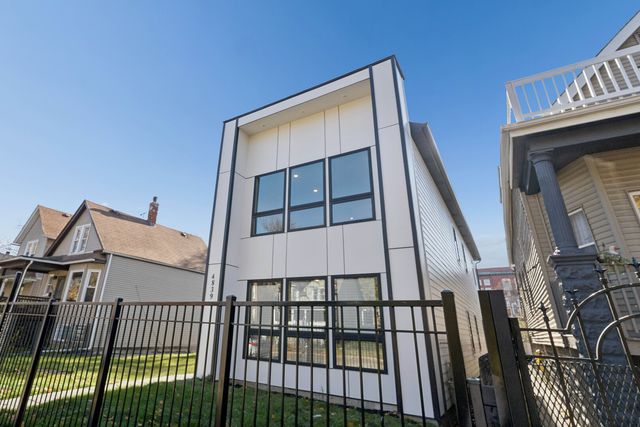 4839 W Huron Street 1, Chicago, IL 60644