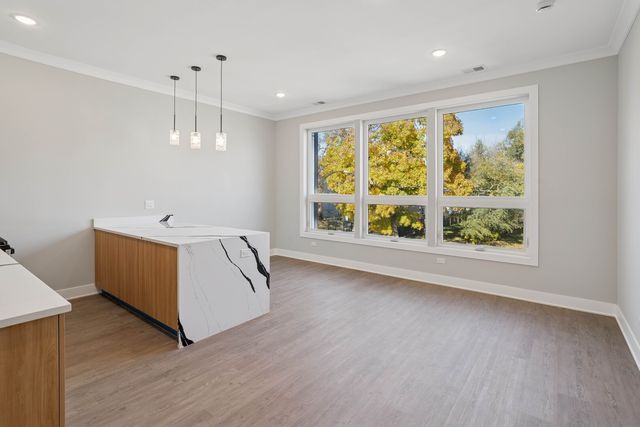 4839 W Huron Street 1, Chicago, IL 60644