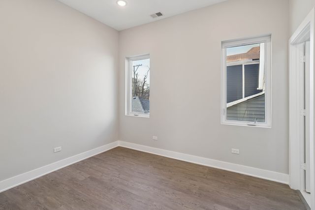 4839 W Huron Street 1, Chicago, IL 60644