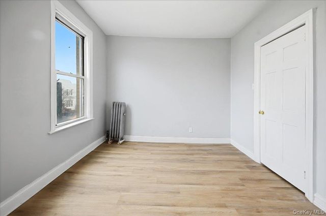 2712 Holland Avenue, Bronx, NY 10467