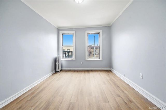 2712 Holland Avenue, Bronx, NY 10467