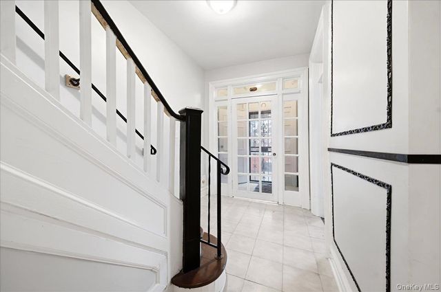 2712 Holland Avenue, Bronx, NY 10467