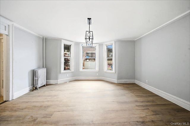 2712 Holland Avenue, Bronx, NY 10467