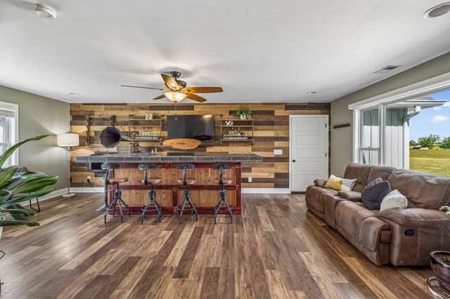 86 Ben Rd, Westmoreland, TN 37186