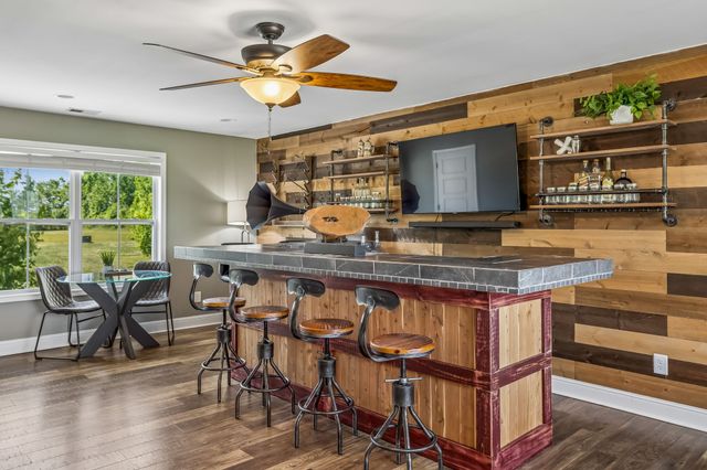 86 Ben Rd, Westmoreland, TN 37186