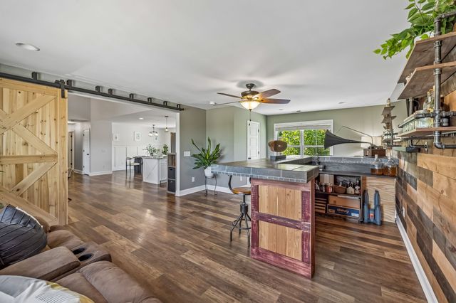 86 Ben Rd, Westmoreland, TN 37186