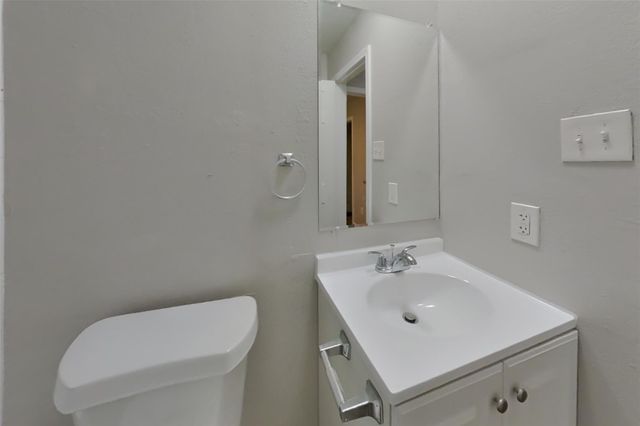 12211 Haroldson Forest Drive, Houston, TX 77044