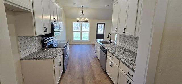 529 E Oak Tree Avenue, Perkins, OK 74059