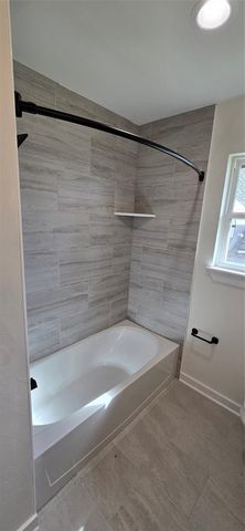 529 E Oak Tree Avenue, Perkins, OK 74059