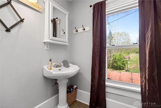 1132 N Cherry Street, Germantown, OH 45327