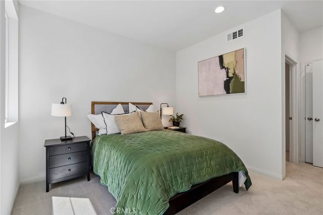 5868 Linden 6, Long Beach, CA 90805