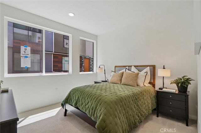 5868 Linden 6, Long Beach, CA 90805