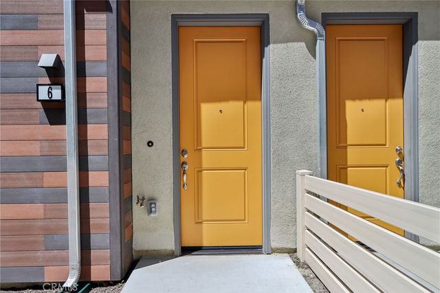 5868 Linden 6, Long Beach, CA 90805