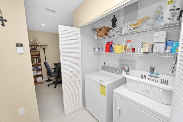 1311 GLENVIEW LANE, Lakeland, FL 33813
