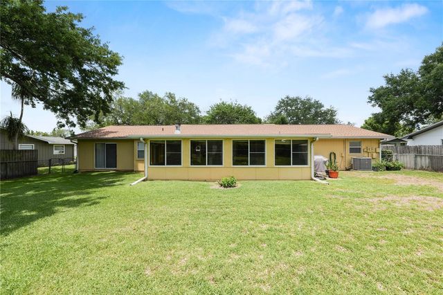 1311 GLENVIEW LANE, Lakeland, FL 33813