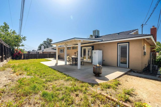 1035 W Hoffer Street, Banning, CA 92220
