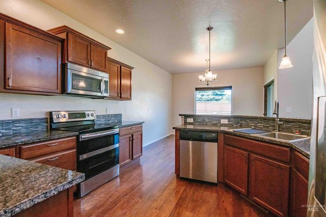 7367 W Old Country Court, Boise, ID 83709