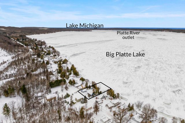 7954 Cedar Street, Beulah, MI 49617