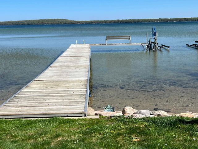 7954 Cedar Street, Beulah, MI 49617