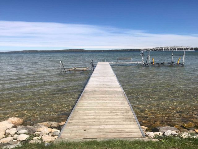 7954 Cedar Street, Beulah, MI 49617