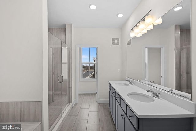 43406 FARRINGDON SQ, Broadlands, VA 20148