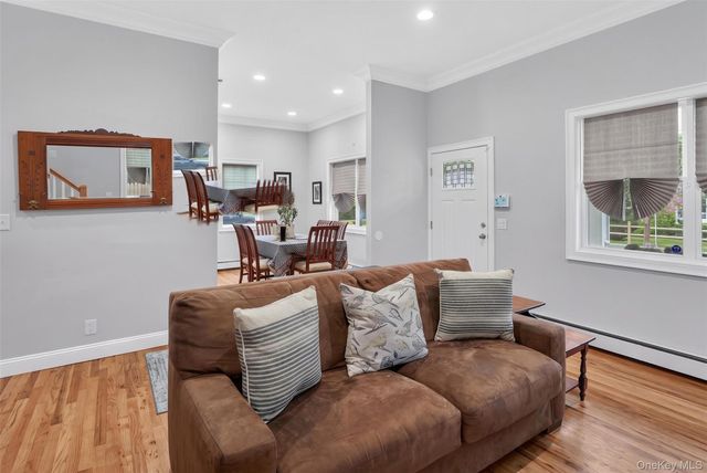 26 Richard Avenue, Islip Terrace, NY 11752