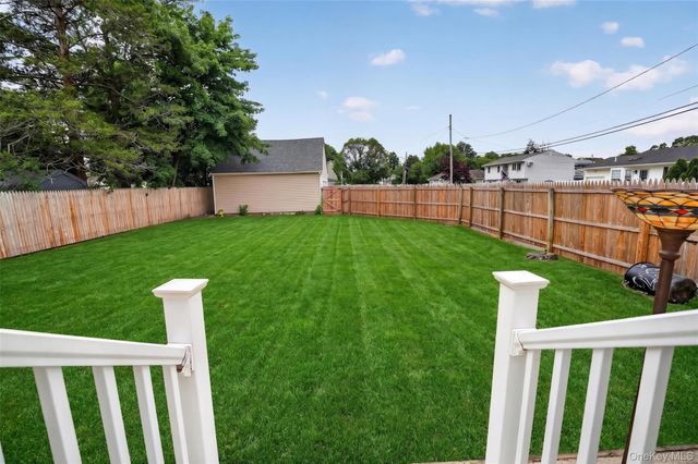 26 Richard Avenue, Islip Terrace, NY 11752