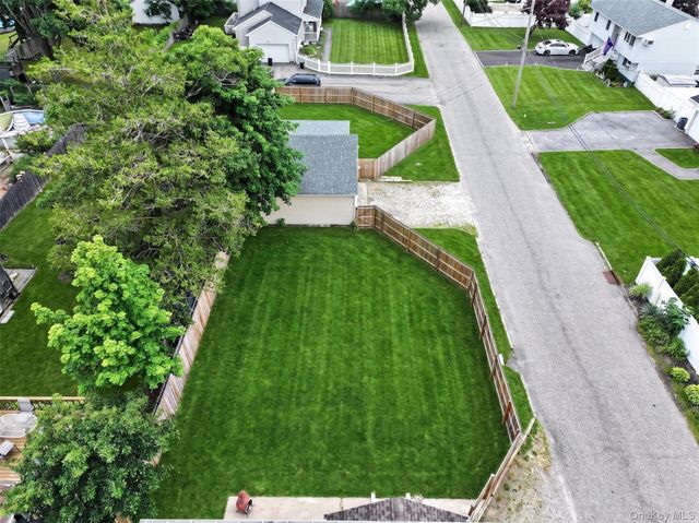 26 Richard Avenue, Islip Terrace, NY 11752